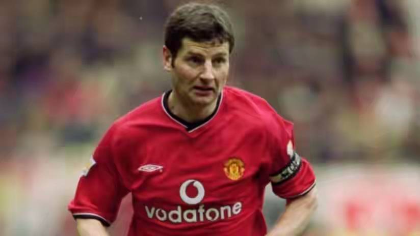 7000万锁定中场新核！曼联夏窗豪赌，吉马良斯成卡塞米罗终极接班人?